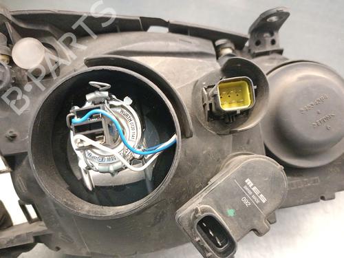 Left headlight TOYOTA AVENSIS (_T22_) 2.0 D-4D (CDT220_, CDT220R) | BP29244913C28 