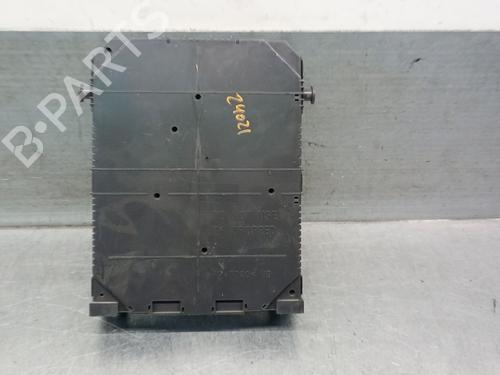 Fuse box PEUGEOT 308 II (LB_, LP_, LW_, LH_, L3_) 1.2 THP 130 | BP30580695E1