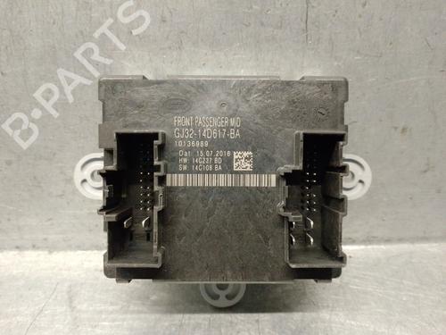 Used Comfort control module Comfort control module JAGUAR F-PACE (X761) 2.0 TD4 AWD (180 hp) 33959147 33959147