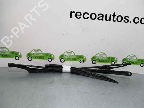 Used Front windshield wiper arm MERCEDES-BENZ M-CLASS (W163) ML 270 CDI (163.113) (163 hp) 3470353