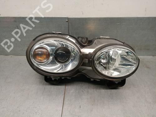 Used Right headlight JAGUAR X-TYPE I (X400) 2.5 V6 All-wheel Drive (196 hp) 31145852