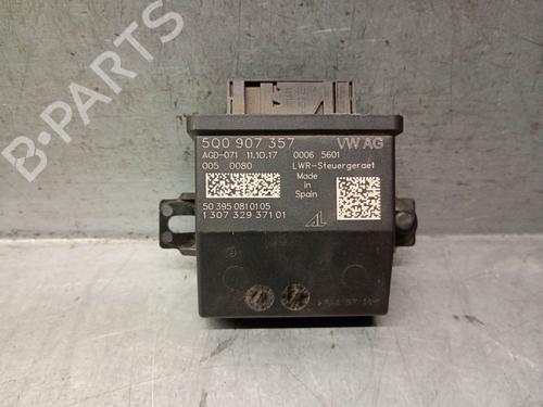Used Electronic module VW TOURAN (5T1) 1.4 TSI (150 hp) 30770318
