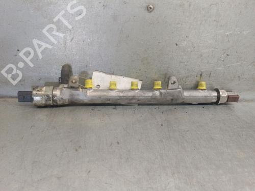 Used Injection rail Injection rail 38511713 38511713