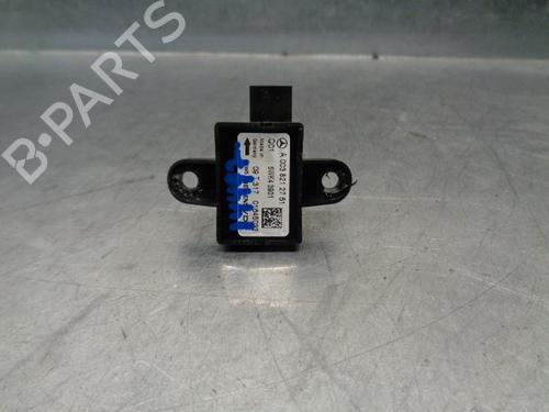 Elektronisk modul MERCEDES-BENZ M-CLASS (W164) ML 320 CDI 4-matic (164.122) (224 hp) 20261530