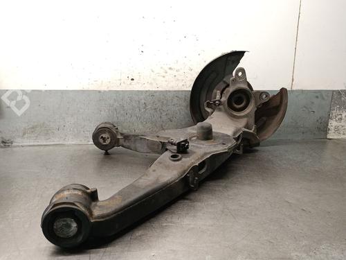 Used Right rear steering knuckle Right rear steering knuckle VW TRANSPORTER T5 Bus (7HB, 7HJ, 7EB, 7EJ) 1.9 TDI (102 hp) 33045786 33045786