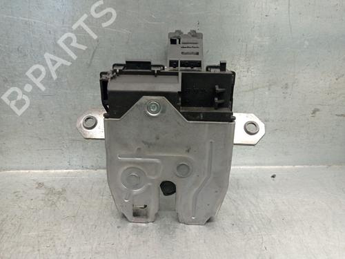 Serrure hayon VOLVO V60 I (155) D3 / D4 (163 hp) 31919828