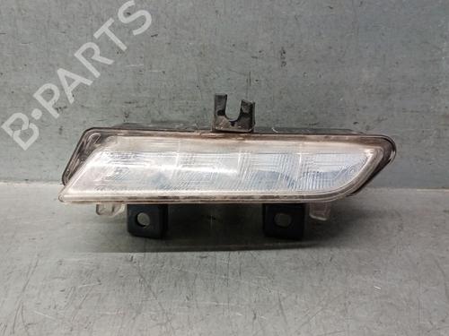 Venstre  foran tåkelykt RENAULT CAPTUR I (J5_, H5_) 1.5 dCi 90 (J5N4, J5M5, J5MW, J5M6, J5AL, J5AJ) (90 hp) 30832445