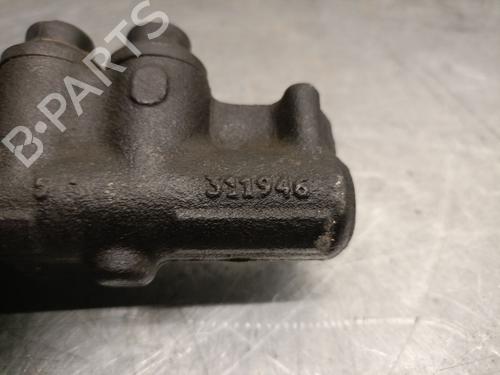 Used Left front suspension arm PEUGEOT 106 II (1A_, 1C_) 1.5 D (57 hp) 21790318
