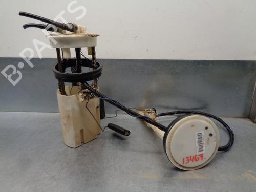 Used Fuel pump NISSAN X-TRAIL II (T31) 2.0 dCi 4x4 (150 hp) 8643257