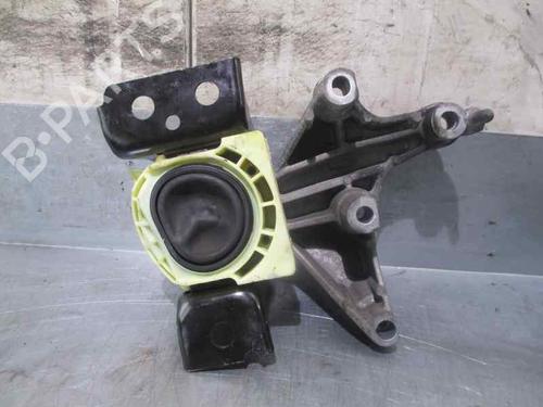 Used Engine mount RENAULT KANGOO / GRAND KANGOO II (KW0/1_) 1.5 dCi 70 (KW0V, KW0A) (68 hp) 8762729
