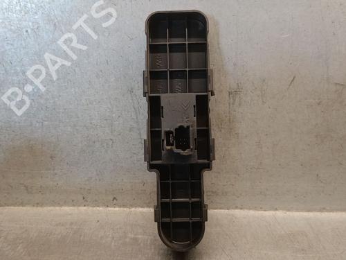 Right front window switch CITROËN C8 (EA_, EB_) 2.2 HDi | BP35726542I26 - Image 2