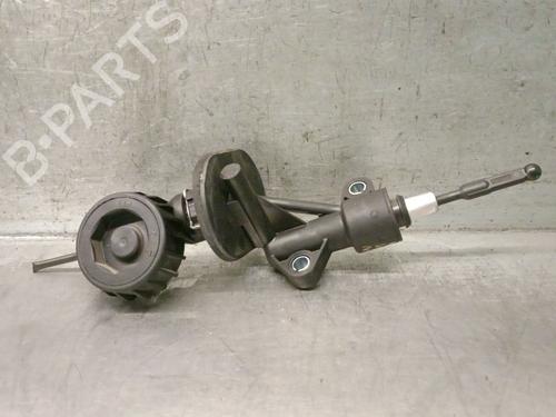 Used Clutch slave cylinder Clutch slave cylinder 37020877 37020877