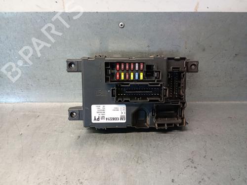 Used Fuse box OPEL CORSA D (S07) 1.3 CDTI (L08, L68) (75 hp) 27465237