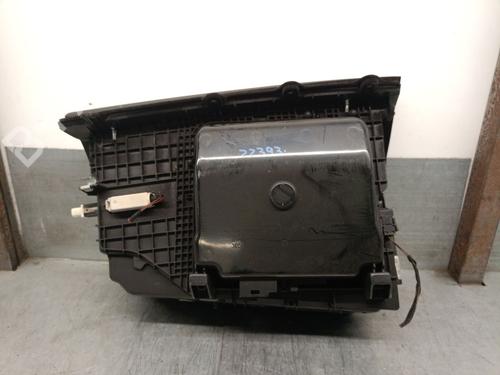 Glove box BMW 5 Touring (F11) 520 d | BP25246718C95 