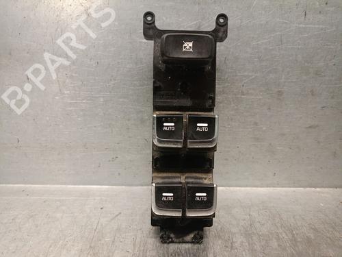 Used Left front window switch KIA CARENS IV 1.7 CRDi (116 hp) 30906804