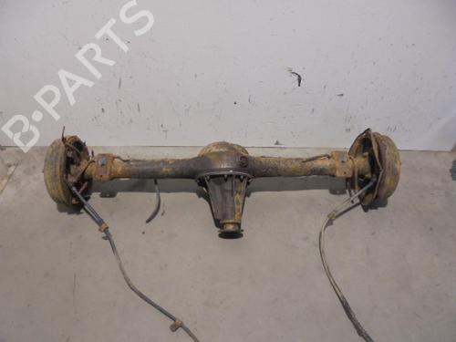 Used Rear axle MITSUBISHI PAJERO I (L04_G, L14_G) [1982-1991]  9519702