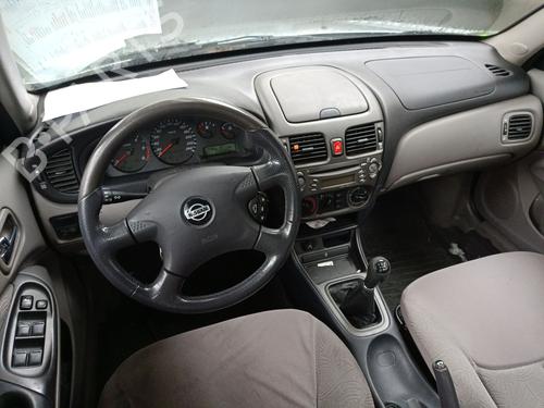 Atrapa chłodnicy / Grill NISSAN ALMERA II (N16) 2.2 Di | BP30906902C40