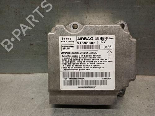 Used ECU airbags FIAT GRANDE PUNTO (199_) 1.3 D Multijet (199.AXD11, 199.AXD1A, 199.AXD1B,... (90 hp) 23243883