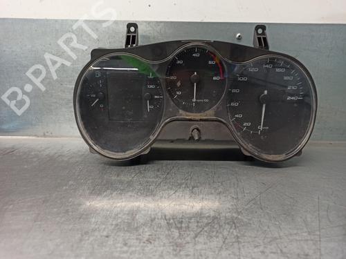 Cockpit SEAT LEON (1P1) 1.9 TDI (105 hp) 13696784