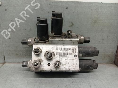 Used Brake master cylinder BMW 7 (E65, E66, E67) 730 d (218 hp) 30456873
