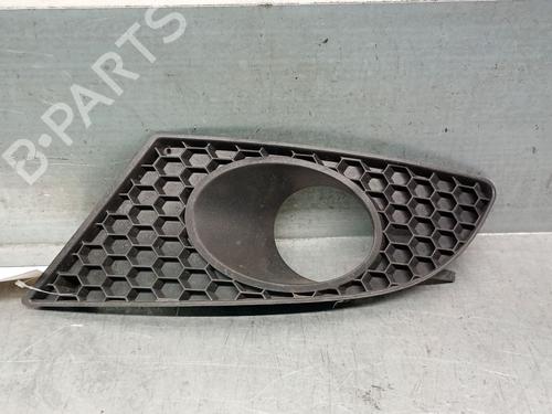 Used Grille SEAT LEON (1P1) 1.9 TDI (105 hp) 32403039