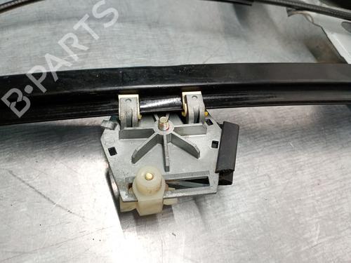 Front right window mechanism BMW 5 (E39) 520 i | BP29808600C23