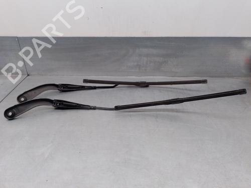 Front windshield wiper arm BMW 1 (F21) 116 d | BP16262595C143 