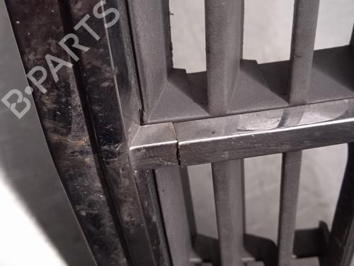 Grille MERCEDES-BENZ C-CLASS (W203) C 200 Kompressor (203.045) | BP11229754C40 