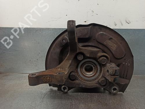 Used Right front steering knuckle MITSUBISHI SPACE WAGON (N9_W, N8_W) [1998-2004]  15383132