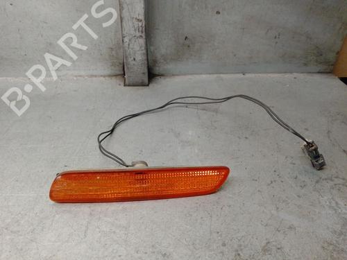 Used Left side indicator Left side indicator VOLVO V40 Estate (645) 1.9 DI (102 hp) 34734809 34734809