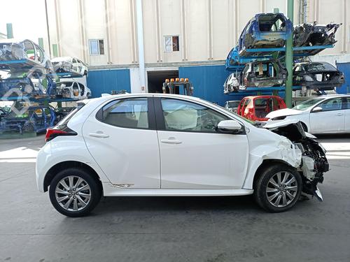 Left front window switch TOYOTA YARIS (_P21_, _PA1_, _PH1_) 1.5 (MXPA11) | BP24846306I27 - Image 10