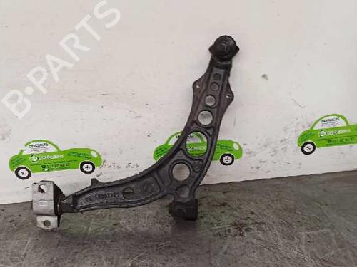 Used Left front suspension arm LANCIA Y (840_) 1.2 (840AA, 840AF1A) (60 hp) 5886276
