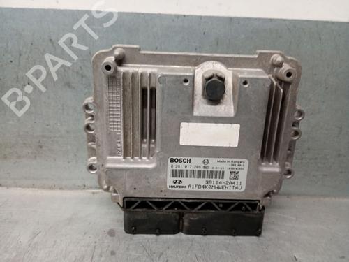 Used Engine control unit (ECU) HYUNDAI i30 (FD) 1.6 CRDi (90 hp) 28421210