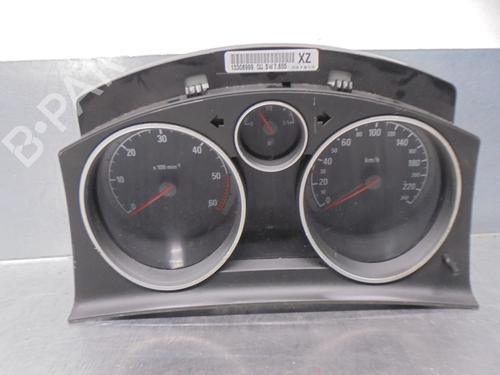 Used Instrument cluster OPEL ZAFIRA / ZAFIRA FAMILY B (A05) 1.9 CDTI (M75) (150 hp) 15657878