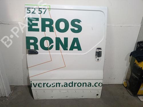 Used Right slide door Right slide door RENAULT TRAFIC II Van (FL) 1.9 dCi 100 (FL0C, FL0K, FL0B) (101 hp) 36477535 36477535