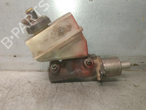 Used Brake master cylinder RENAULT CLIO I (B/C57_, 5/357_) 1.4 (78 hp) 22717123