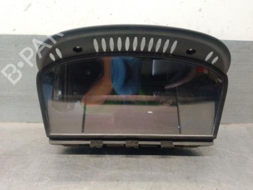 Used Display monitor Display monitor BMW 5 Touring (E61) 525 d (177 hp) 19145672 19145672