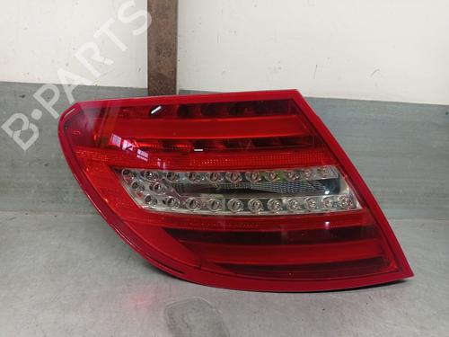 Used Left taillight MERCEDES-BENZ C-CLASS (W204) C 220 CDI (204.008) (170 hp) 30701680