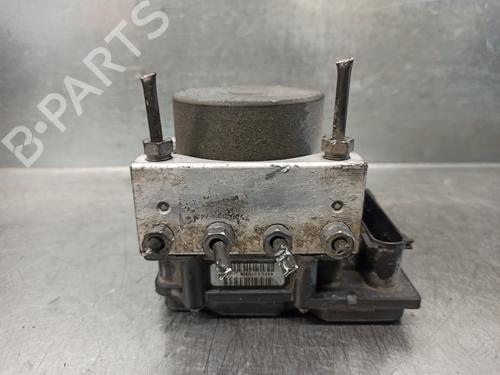 Used ABS pump RENAULT CLIO III (BR0/1, CR0/1) 1.5 dCi (C/BR0G, C/BR1G) (68 hp) 15209772