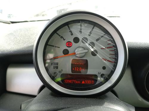- Image 3