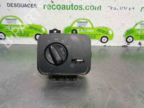 Headlight switch LAND ROVER RANGE ROVER SPORT I (L320) 4.4 4x4 YUD501480