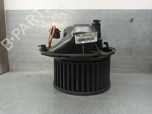 Gebläsemotor für AUDI Q3 (8UB, 8UG) 2.0 TDI (150 hp) 23426818