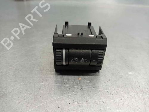 Used Switch SKODA OCTAVIA II (1Z3) 1.9 TDI (105 hp) 12189160