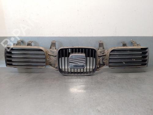 Used Grille Grille SEAT LEON (1M1) 1.6 16 V (105 hp) 33856549 33856549