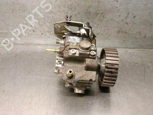 Used Injection pump CITROËN C4 I (LC_) 1.6 HDi (90 hp) 31063279