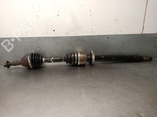 Drivaksel fortil Højre Drivaksel fortil Højre OPEL VECTRA C (Z02) 2.2 DTI 16V (F69) (125 hp) 39714784 39714784
