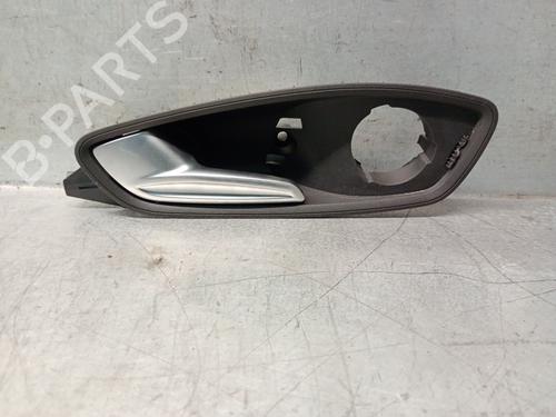 Puxador interior trás esquerdo AUDI A1 Sportback (8XA, 8XF) 1.4 TFSI (122 hp) 31806467