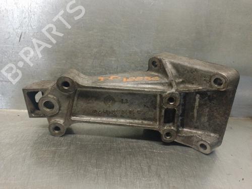 Used Engine mount MERCEDES-BENZ SPRINTER 3-t Van (B903) [1995-2012]  15675551