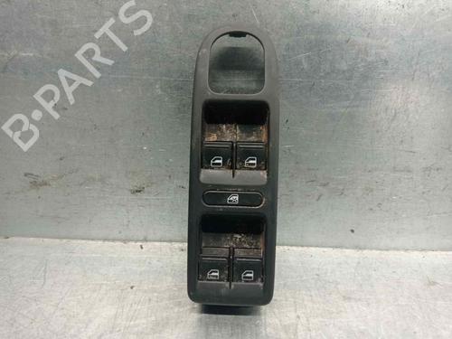Used Left front window switch VW GOLF VI (5K1) 1.4 (80 hp) 9286932