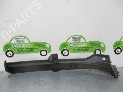 Listwa reflektora OPEL ZAFIRA A MPV (T98) 2.0 DTI 16V (F75) | BP20245682C118 